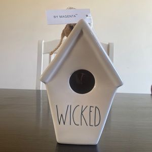 New with tags Rae Dunn bird house “Naughty”